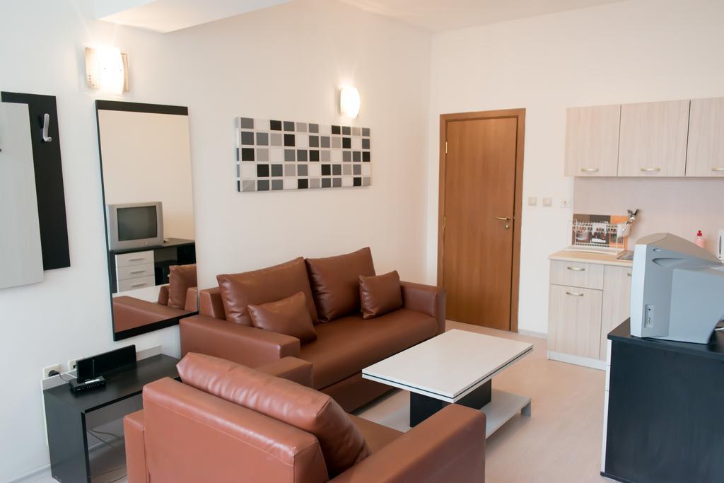 Hotel Noris Plovdiv Quarto foto