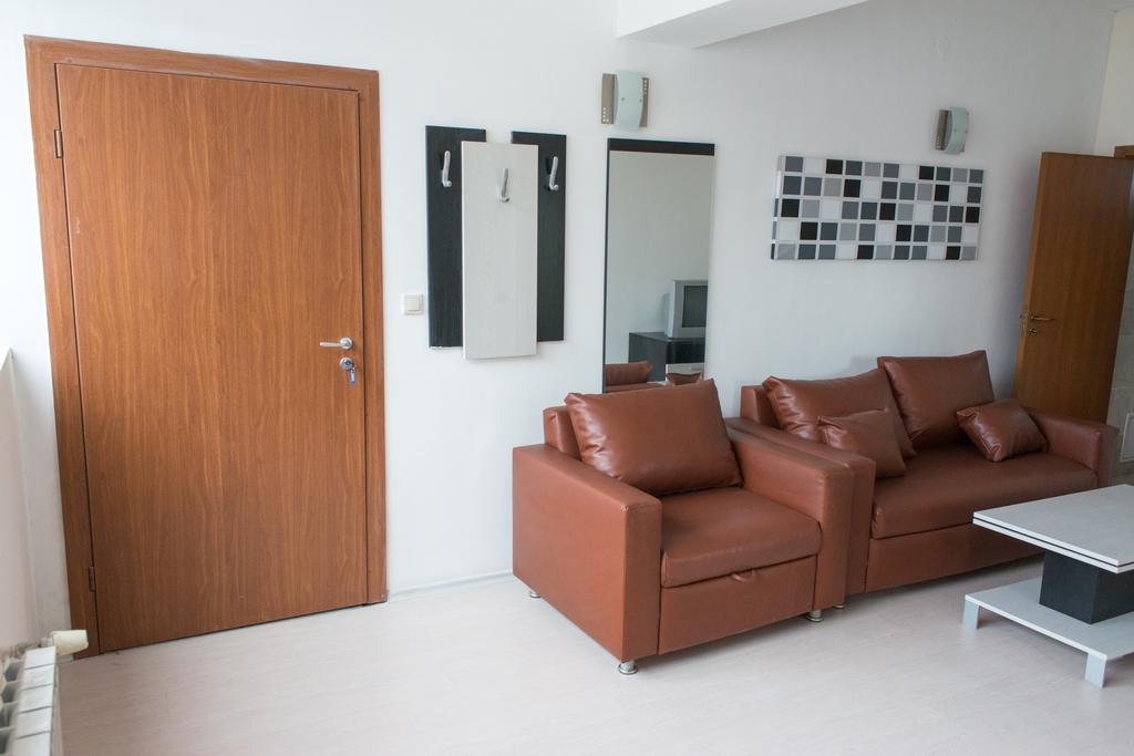 Hotel Noris Plovdiv Quarto foto